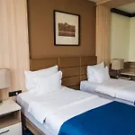 Hotel Holiday Hotel