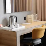 Hotel Holiday