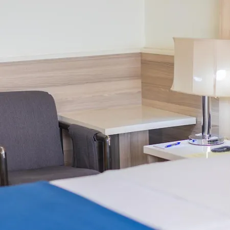 Hotel Hotel Holiday 4*