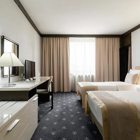 Hotel Holiday