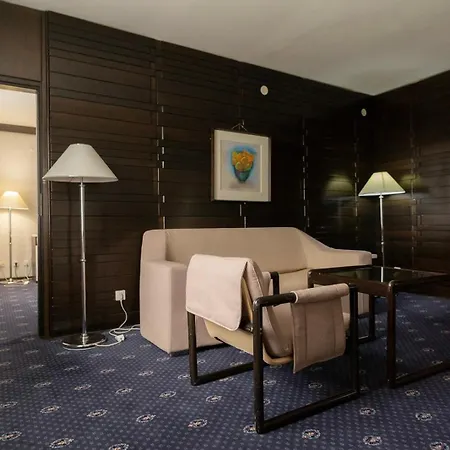 Hotel Holiday Hotell