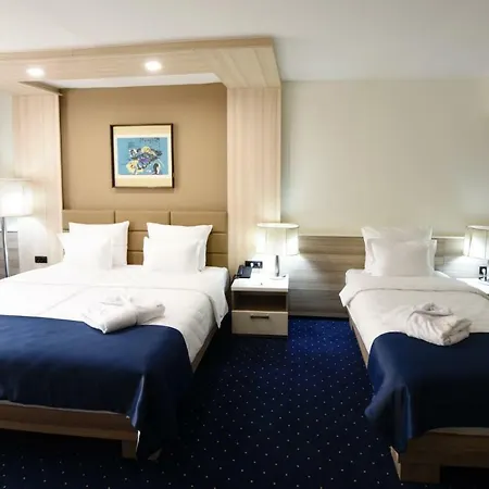Hotel Holiday