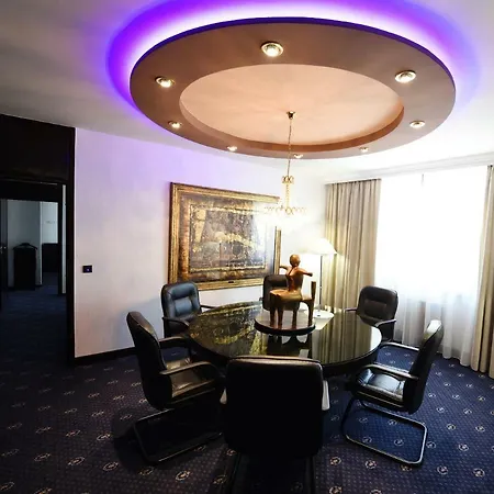 Hotel Holiday 4* Saraybosna
